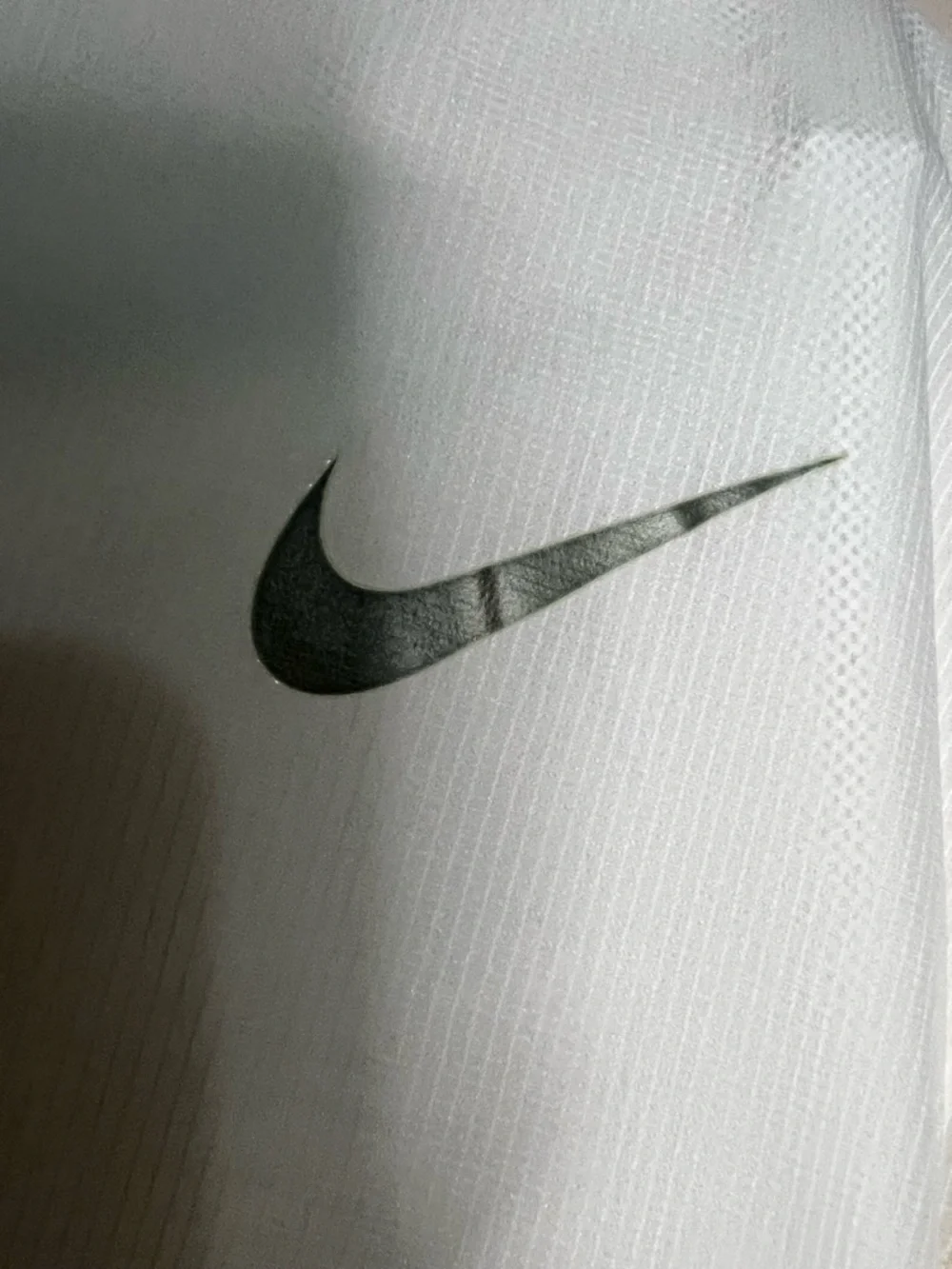 Nike Dri Fit Rafa Nadal Tennis Men’s White Lightweight Full-Zip Jacket‎